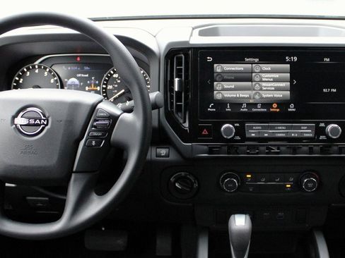 New 2026 Nissan Frontier SV w/ Tow Package image 4