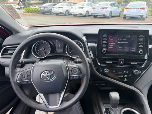 Used 2024 Toyota Camry LE image 8