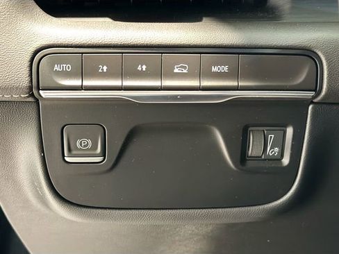 Certified 2023 Cadillac Escalade Premium Luxury AWD/4WD image 9