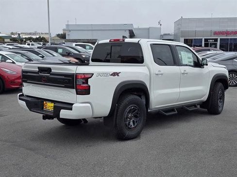 New 2026 Nissan Frontier PRO-4X w/ Pro-4x Convenience Package AWD/4WD image 3