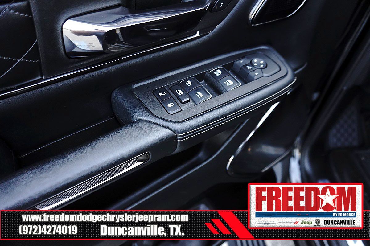 Used 2025 RAM 1500 Limited w/ Off Road Group AWD/4WD image 39