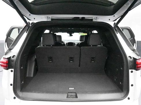 Used 2023 Chevrolet Traverse High Country AWD/4WD image 29