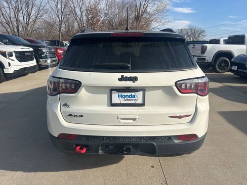 Used 2019 Jeep Compass Trailhawk w/ Cold Weather Group image 8