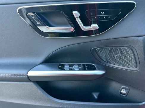 New 2025 Mercedes-Benz C 300 4MATIC Sedan image 11