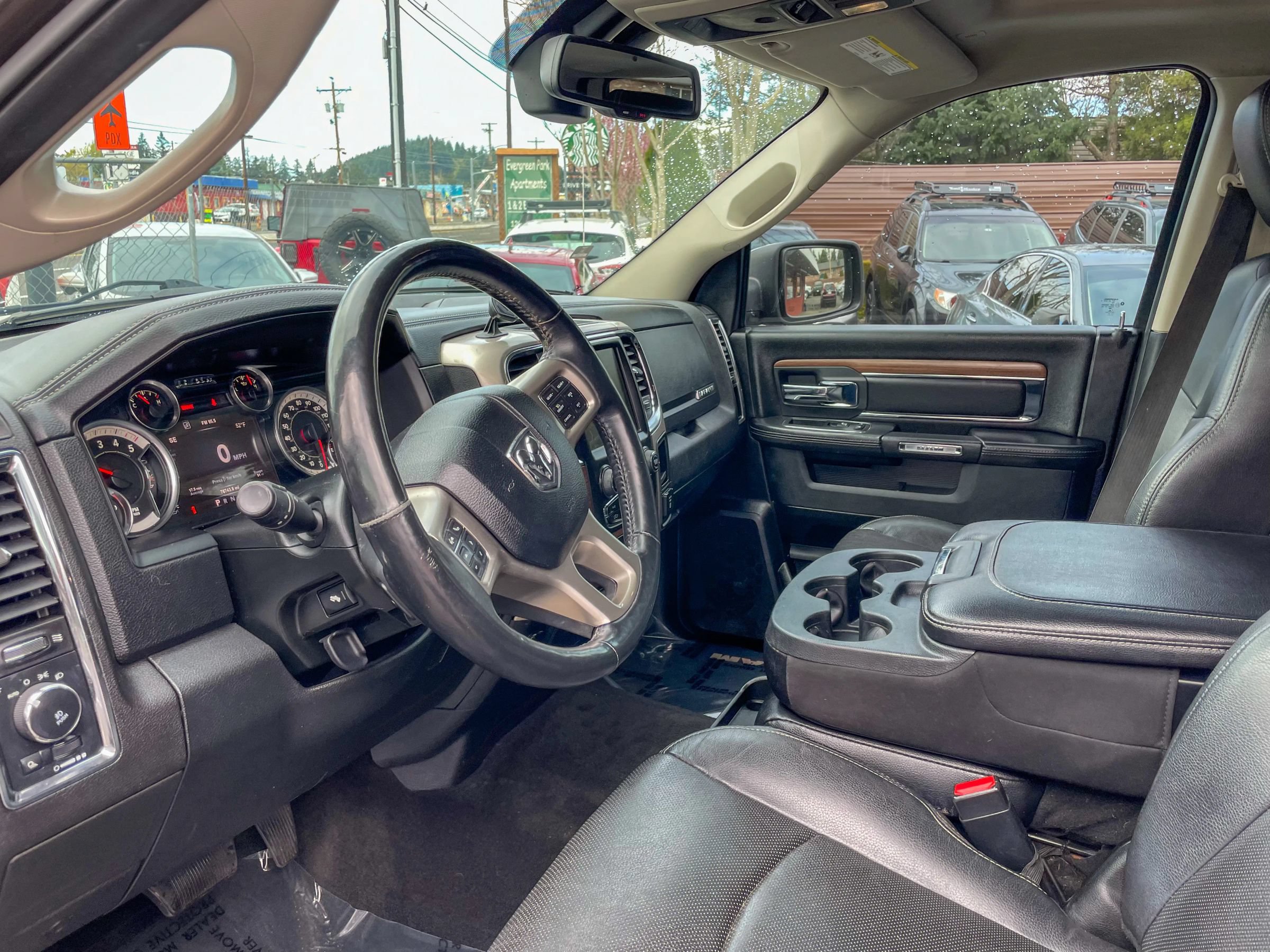 Used 2017 RAM 1500 Laramie w/ Cold Weather Group AWD/4WD image 15