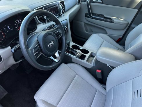 Used 2018 Kia Sportage LX AWD/4WD image 11