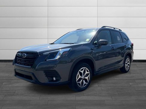 Certified 2024 Subaru Forester Premium AWD/4WD image 7