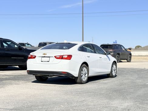Used 2024 Chevrolet Malibu LT image 5