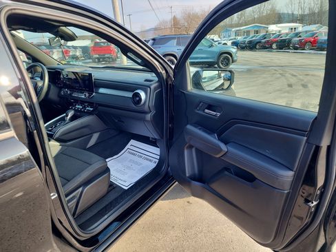 Certified 2023 Chevrolet Colorado LT image 28