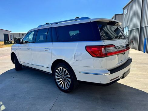 Used 2020 Lincoln Navigator L Reserve w/ Equipment Group 208A Reserve AWD/4WD image 3