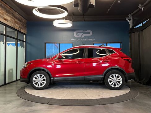 Used 2018 Nissan Rogue Sport SV AWD/4WD image 6