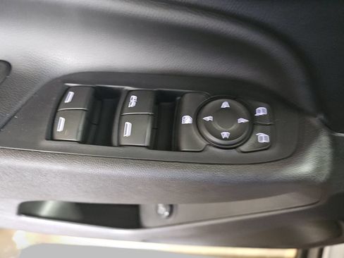 Certified 2019 Chevrolet Equinox LT w/ Driver Convenience Package FWD image 33