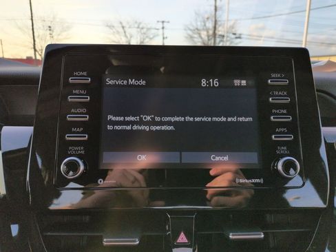 Used 2023 Toyota Camry LE image 19