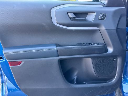 Used 2024 Ford Bronco Sport Outer Banks w/ Tech Package image 11