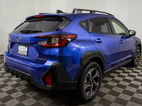 Used 2025 Subaru Crosstrek 2.0i Premium image 15