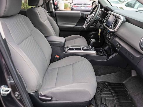 Certified 2022 Toyota Tacoma SR5 RWD image 7