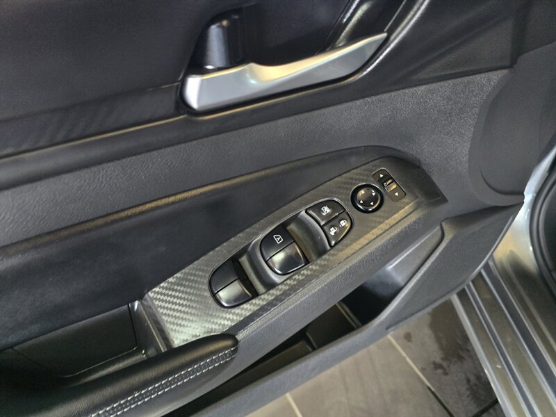 Used 2025 Nissan Altima 2.5 SV FWD image 19