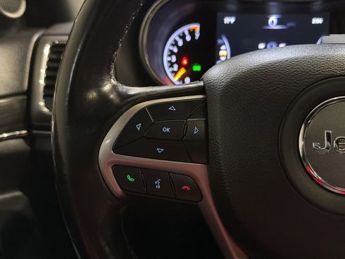 Used 2021 Jeep Grand Cherokee Limited image 27