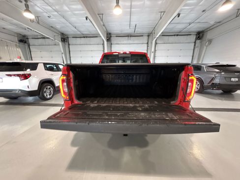 Used 2018 GMC Sierra 1500 SLT image 25