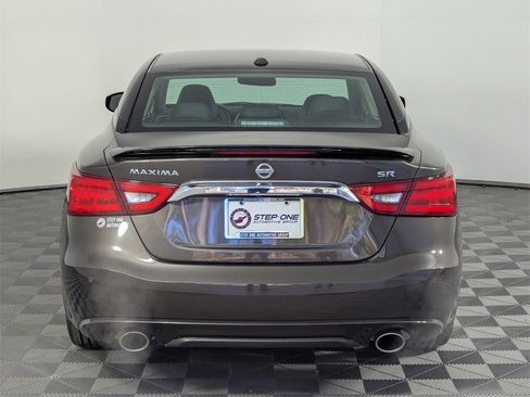 Used 2016 Nissan Maxima SR image 6
