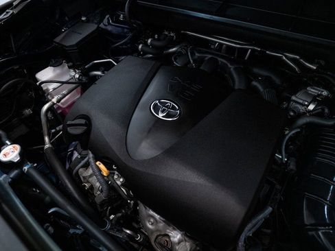 Used 2022 Toyota Highlander XSE image 13