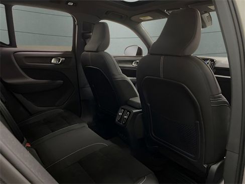 Used 2023 Volvo XC40 Recharge Ultimate w/ Protection Package Premier image 63
