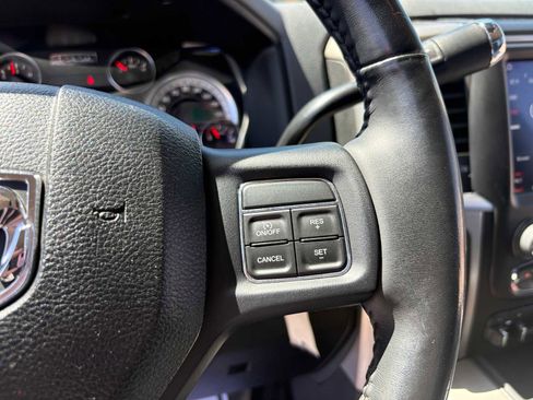 Used 2018 RAM 2500 Big Horn AWD/4WD image 23