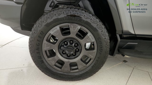 Used 2026 GMC Hummer EV 3X w/ Carbon Fiber Edition Package AWD/4WD image 79