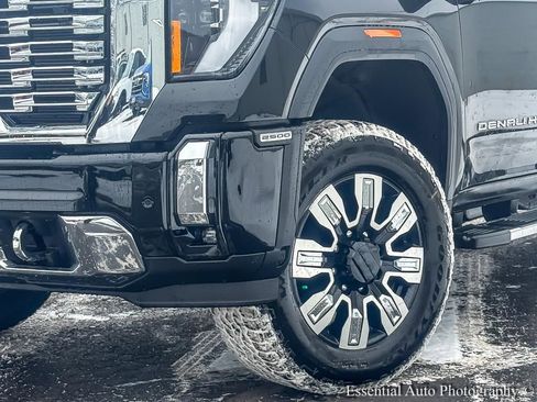 New 2026 GMC Sierra 2500 Denali w/ Denali Reserve Package AWD/4WD image 5