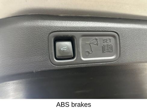 Used 2022 Ford Expedition XLT AWD/4WD image 34
