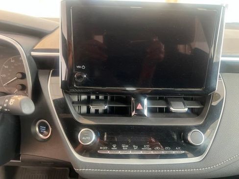 Used 2023 Toyota Corolla SE FWD image 21