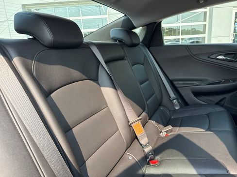 Used 2024 Chevrolet Malibu LT FWD image 36