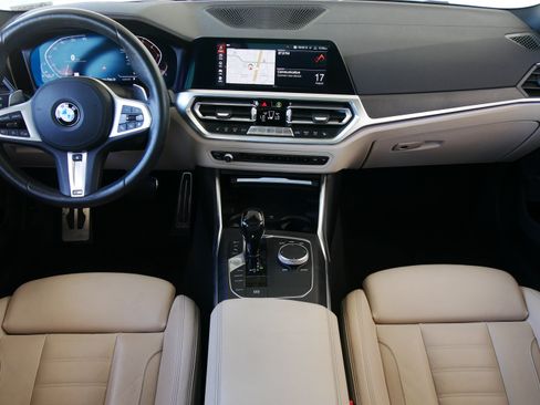 Used 2019 BMW 330i Sedan w/ M Sport Package RWD image 15
