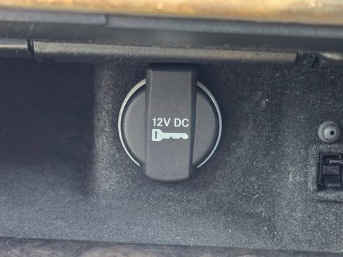 Used 2020 Chrysler 300 Limited RWD image 31