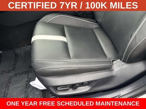 Used 2025 Toyota Camry SE w/ Multimedia Upgrade Package FWD image 15