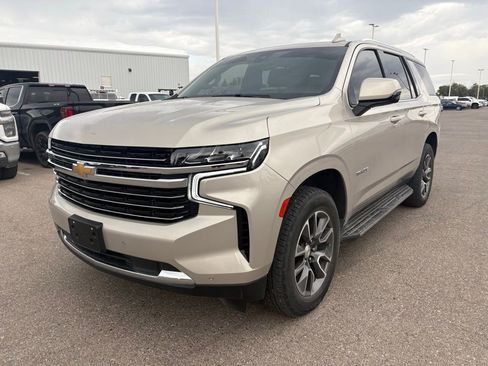 Used 2022 Chevrolet Tahoe LT w/ Luxury Package AWD/4WD image 1