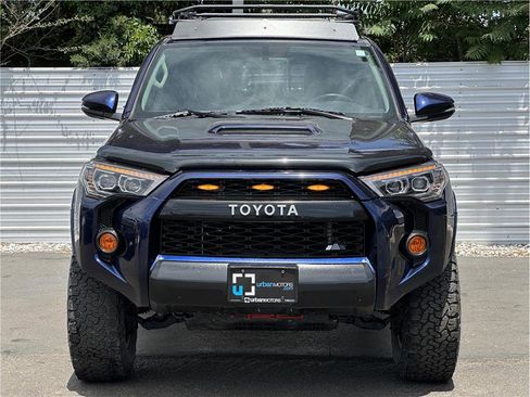 Used 2017 Toyota 4Runner TRD Off-Road Premium AWD/4WD image 7