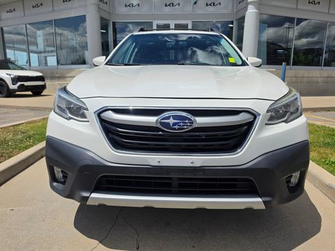 Used 2020 Subaru Outback Limited AWD/4WD image 2