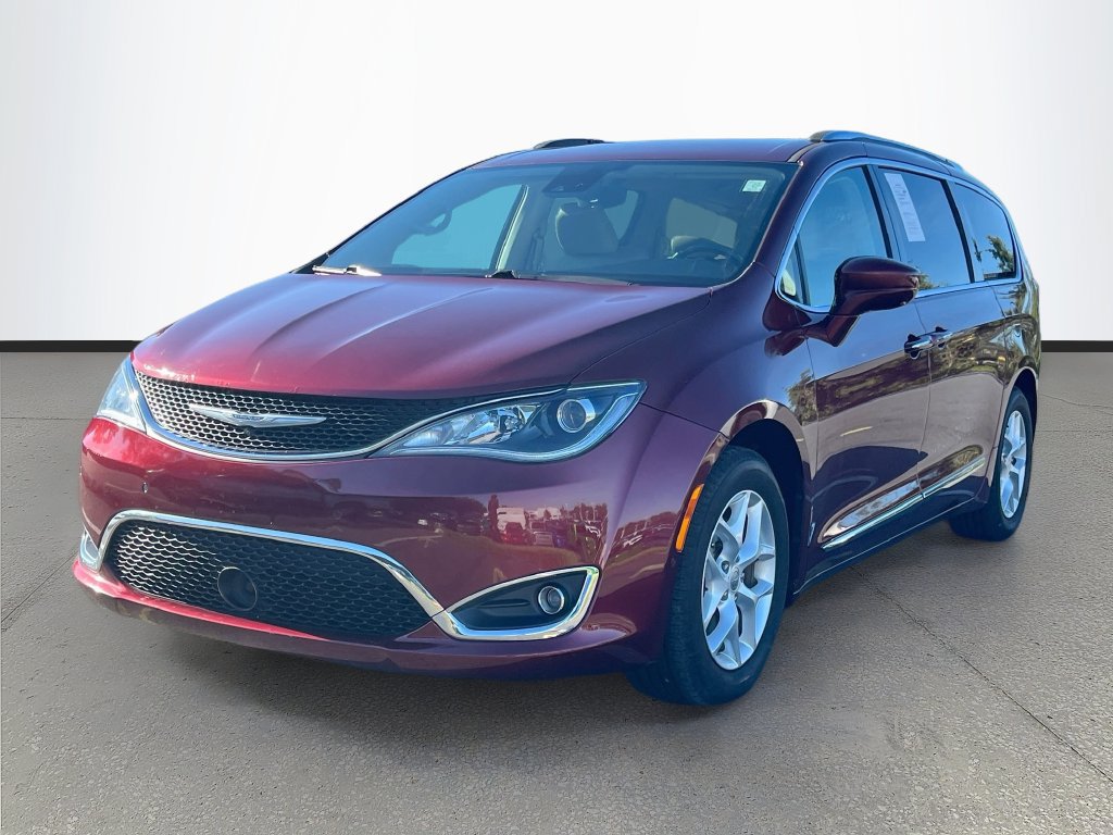 Used 2018 Chrysler Pacifica Touring-L w/ Advanced Safetytec Group FWD image 3