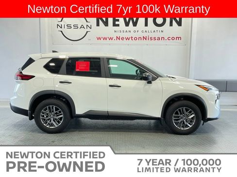 Used 2025 Nissan Rogue S FWD image 4