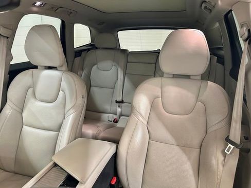 Used 2018 Volvo XC60 T8 Inscription image 51