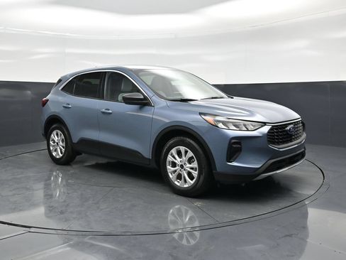 Used 2024 Ford Escape Active FWD image 23