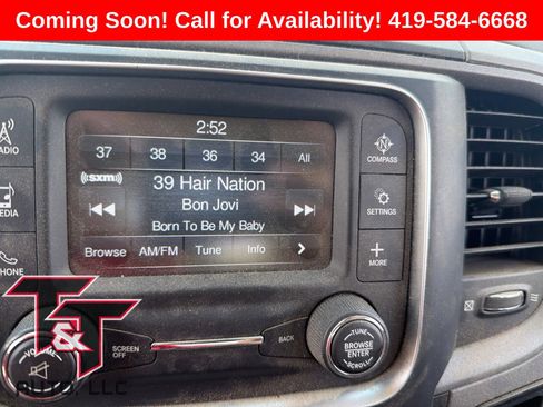 Used 2016 RAM 2500 Tradesman w/ Chrome Appearance Group AWD/4WD image 8