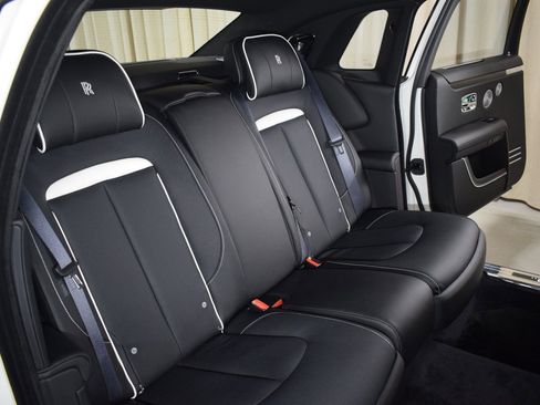 New 2026 Rolls-Royce Ghost Extended Wheelbase AWD/4WD image 19