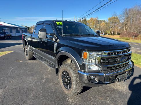 Used 2022 Ford F250 Lariat w/ Tremor Off-Road Package image 3