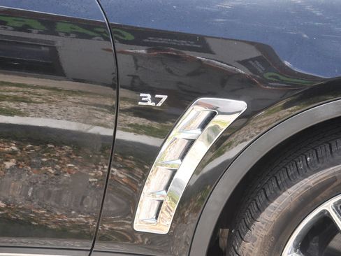 Used 2014 INFINITI QX70 AWD w/ Premium Package image 9