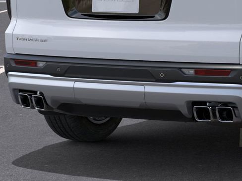 New 2026 Chevrolet Traverse LT w/ Sun and Wheel Package image 15