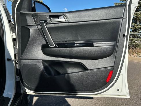 Used 2020 Kia Sportage EX image 27