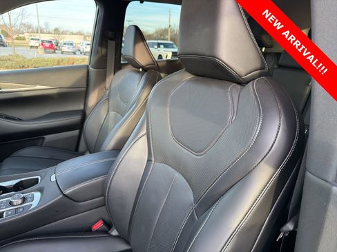 Certified 2024 INFINITI QX60 Luxe image 9