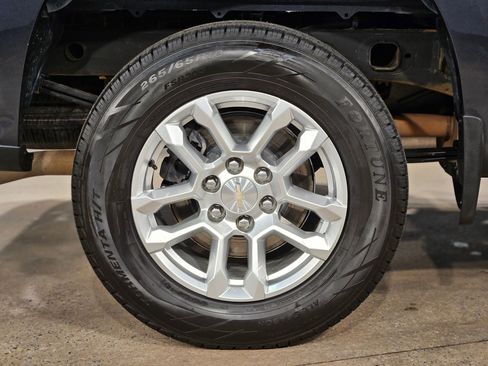 Used 2023 Chevrolet Silverado 1500 LT image 17